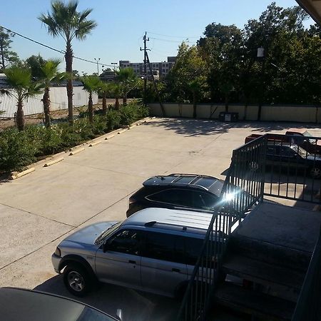 Southmore Motel Houston Bagian luar foto