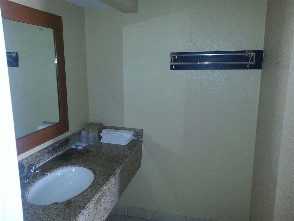 Southmore Motel Houston Bagian luar foto