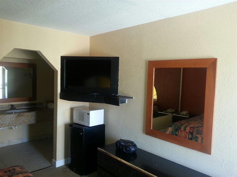 Southmore Motel Houston Bagian luar foto