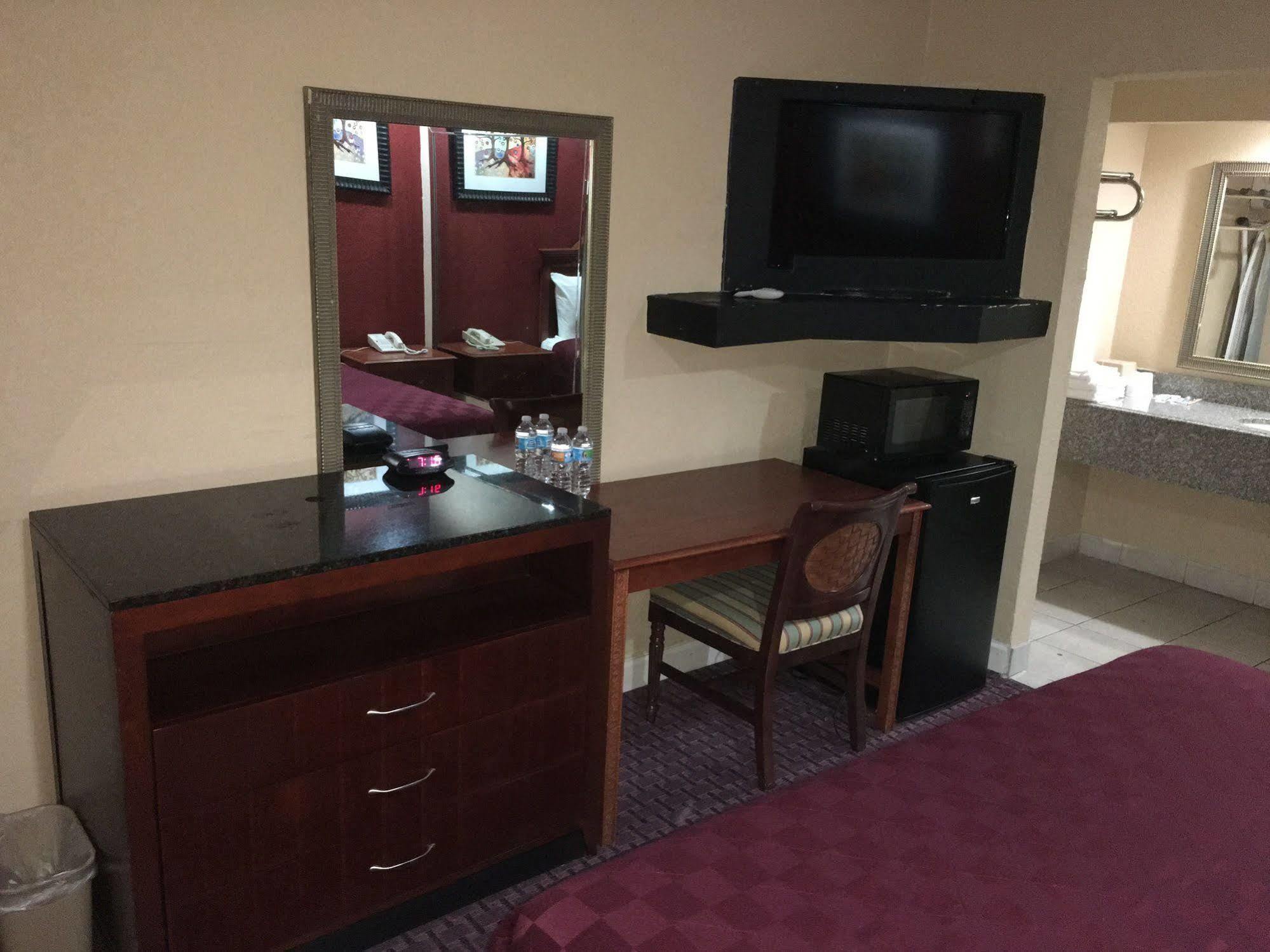 Southmore Motel Houston Bagian luar foto