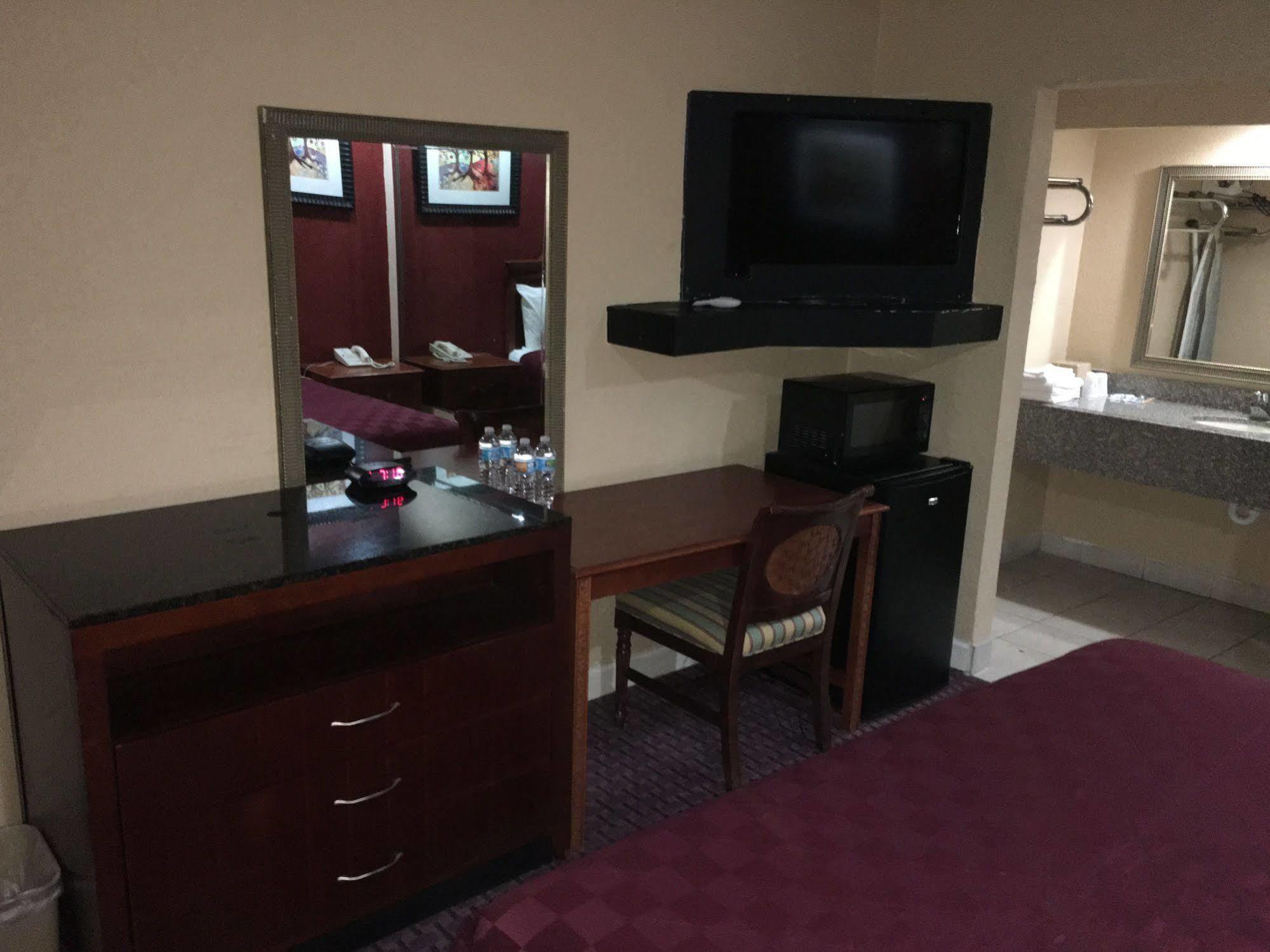 Southmore Motel Houston Bagian luar foto