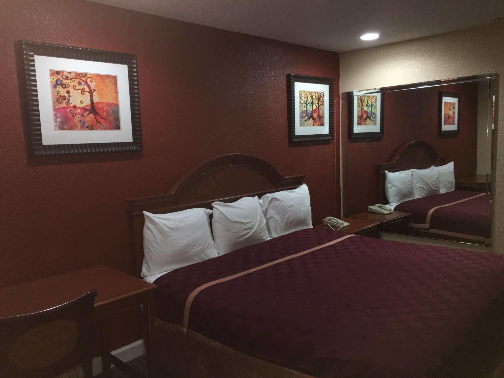 Southmore Motel Houston Bagian luar foto