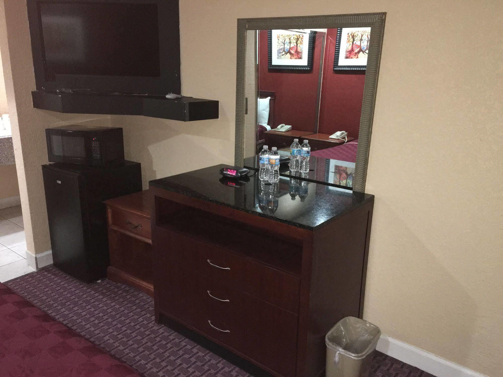 Southmore Motel Houston Bagian luar foto