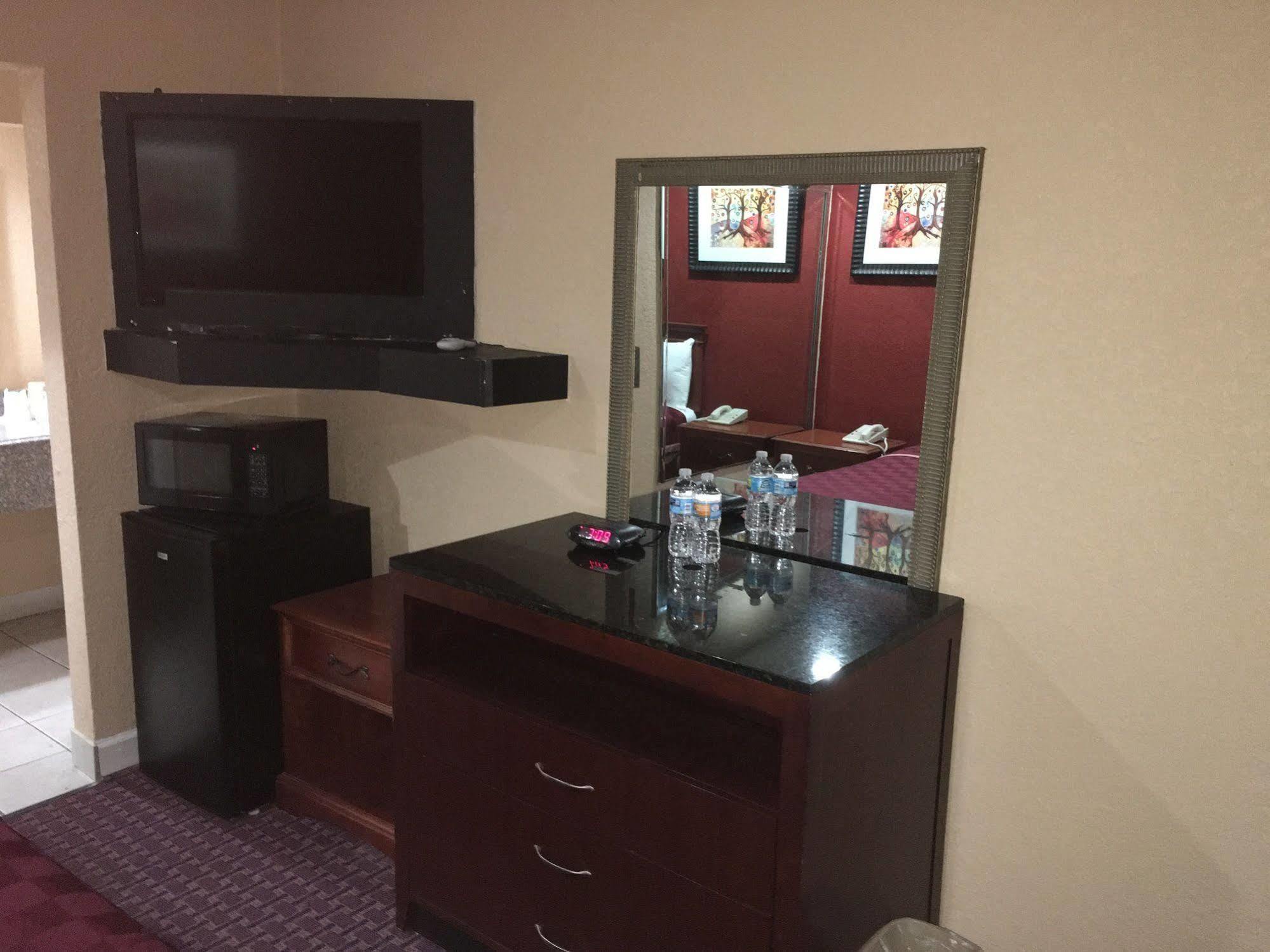Southmore Motel Houston Bagian luar foto